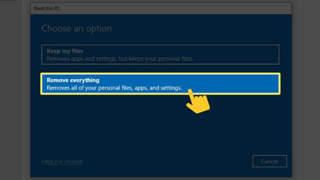 Click ô “Remove everything” để xóa sạch dữ liệu khi reset Windows 10